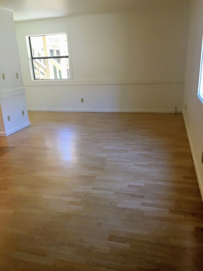 Foto del edificio - Pinebrook #5