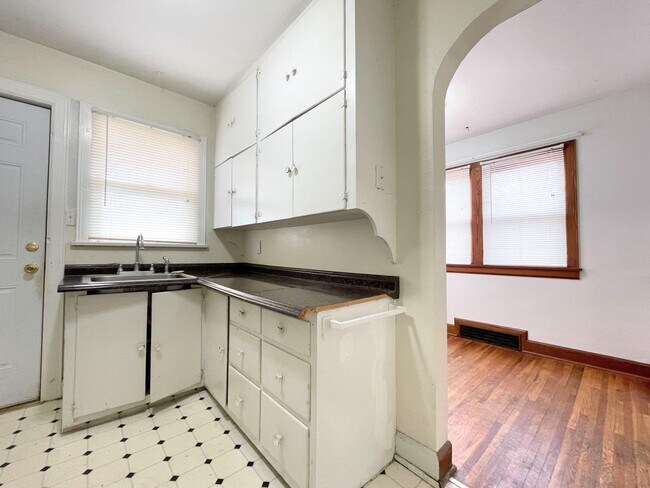 Foto del edificio - 800 N Poplar