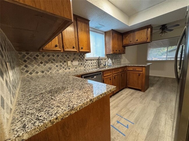Foto del edificio - 12325 Double Tree Ln