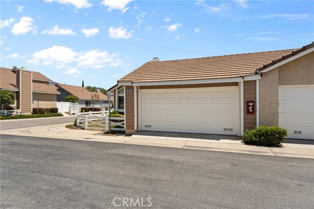 Building Photo - 6681 Brighton Pl