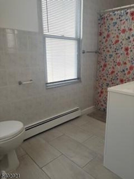 Building Photo - 194 Jerome Pl