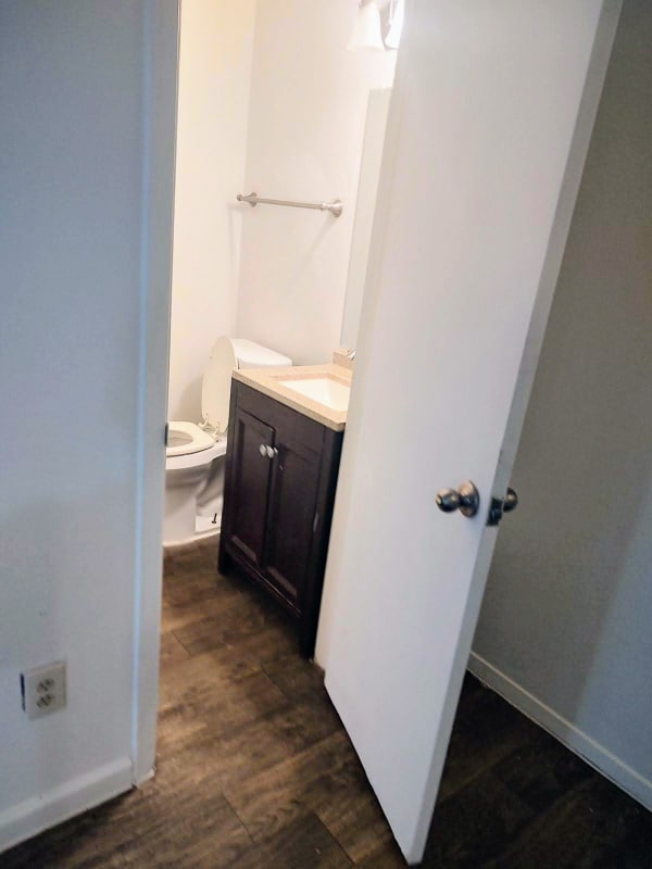 Foto del edificio - 1907 Hearthstone Dr