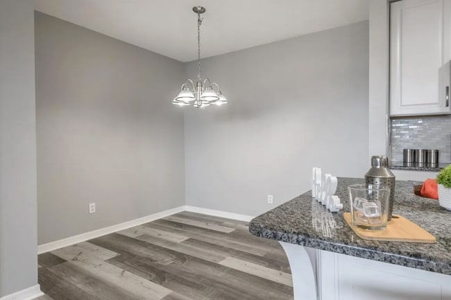 Building Photo - 1400 Gandy Blvd N