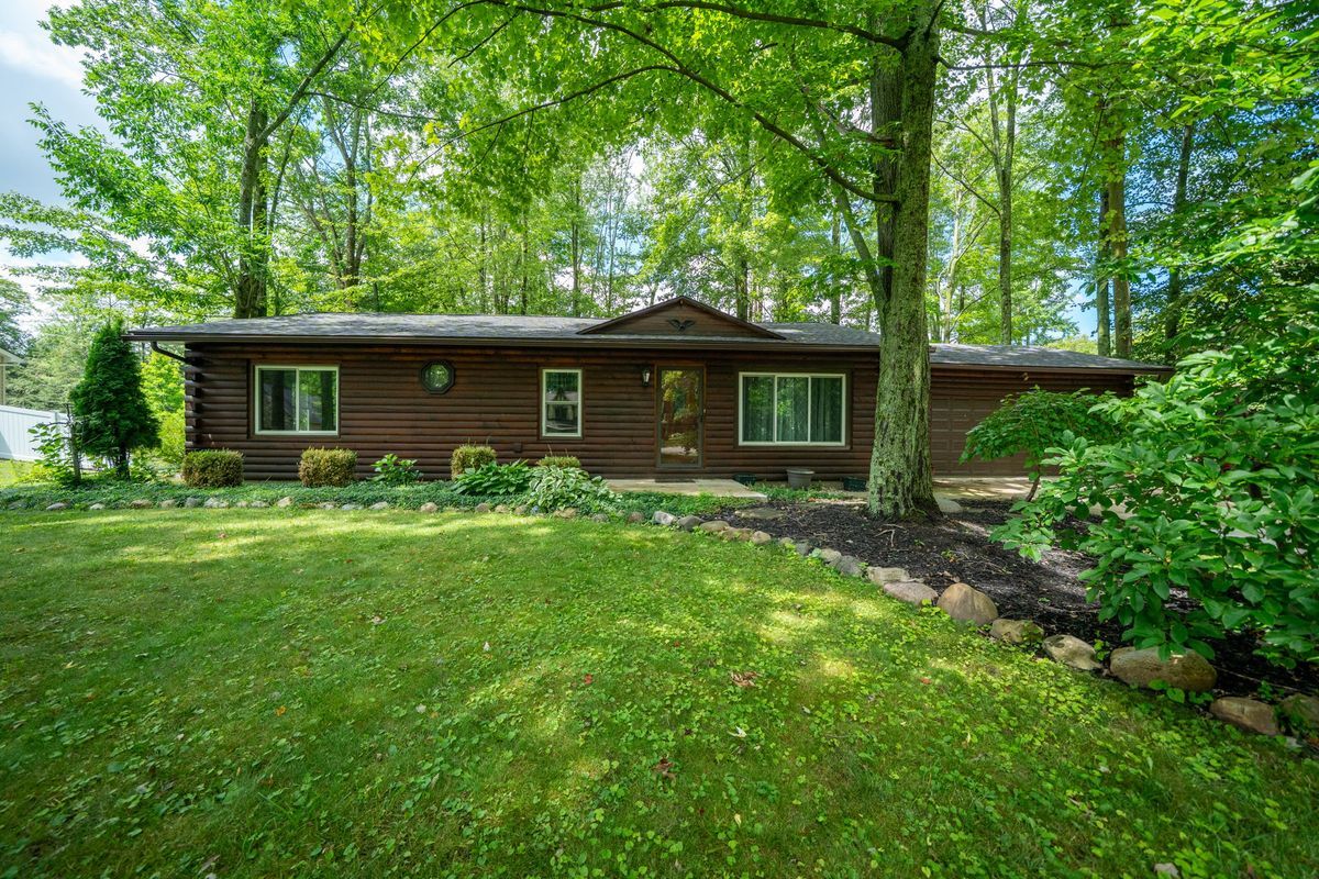 Building Photo - 8376 Cobblestone Ct