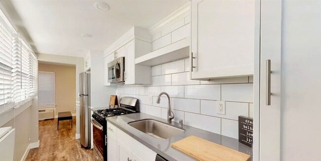 Building Photo - 4050 Illinois St