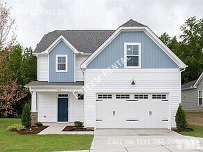 Building Photo - 649 Crestdale Dr