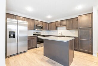 Building Photo - 127 Axlewood Dr