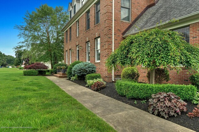 Building Photo - 1822 Regina Ct