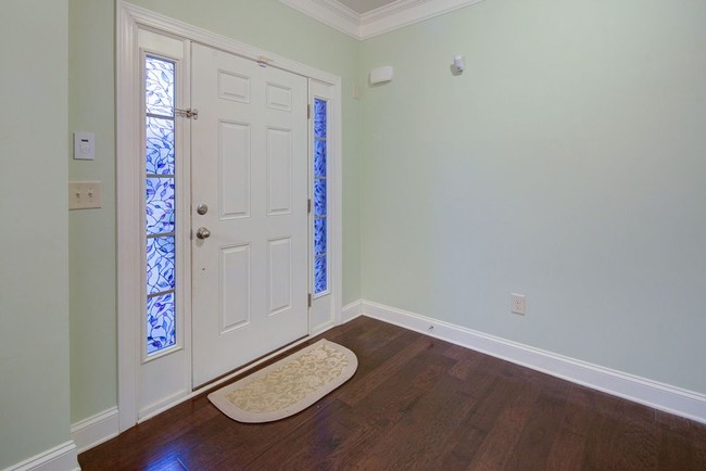 Building Photo - Vistas at Castleberry 6335 Carleen