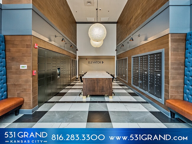 Lobby & mail center - 531 Grand Apartments