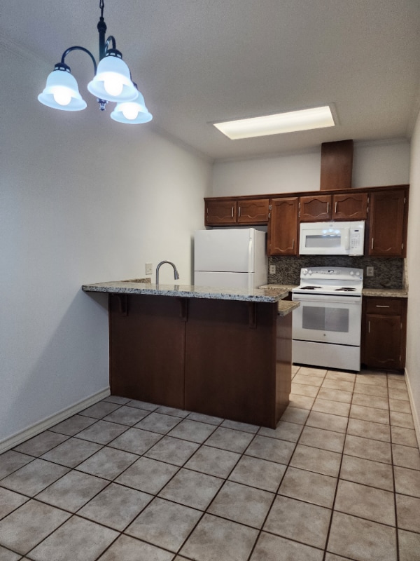 Building Photo - 603 Buena Vista Dr
