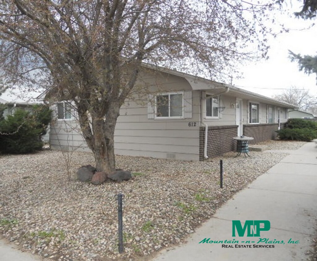 Primary Photo - 612 N Frey Ave