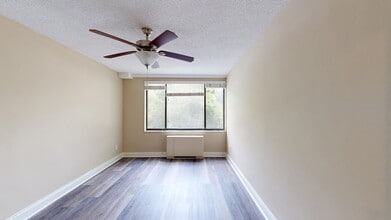 Interior Photo - The Whitmore
