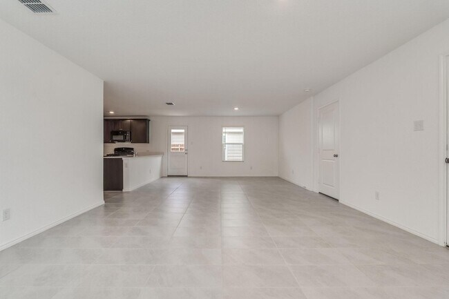 Building Photo - 3621 Esperanza St