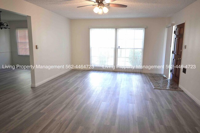 Building Photo - 3711 Brayton Ave