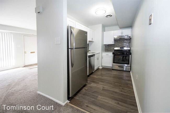 Foto del edificio - 1 br, 1 bath Apartment - 1760 Tomlinson Ro...