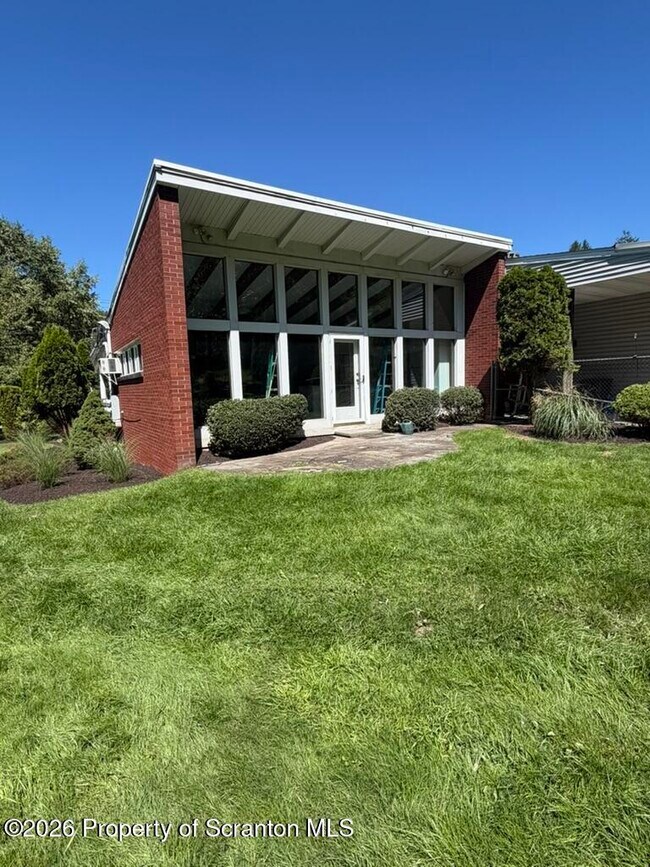 Building Photo - 4368 Elmhurst Blvd