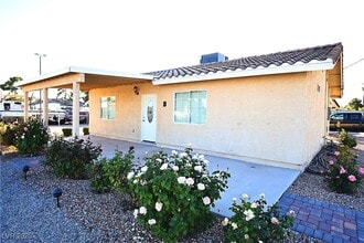 Building Photo - 5081 N Pioneer Way