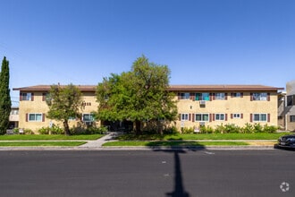 Building Photo - 6635 Wilkinson Ave