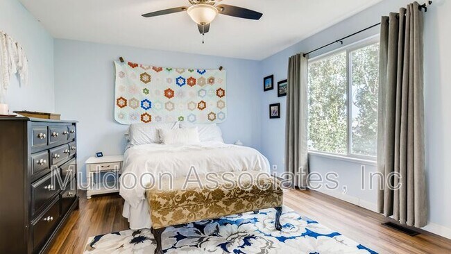 Foto del edificio - 4844 Little London Dr