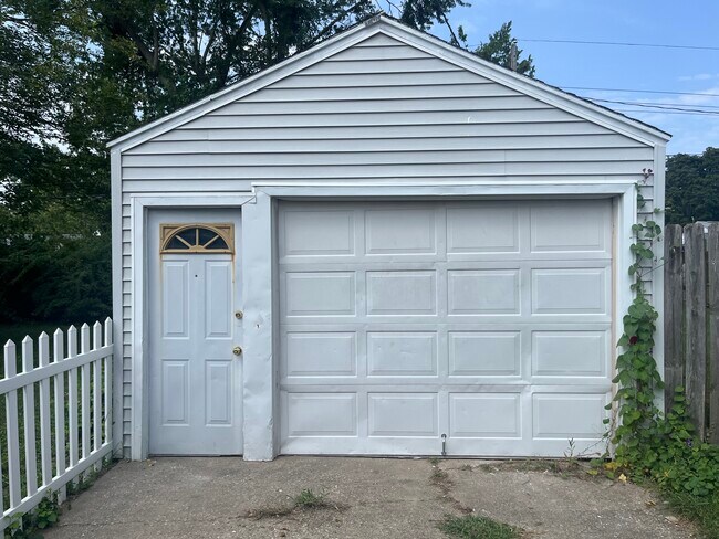 Foto del edificio - 3809 Fellows St