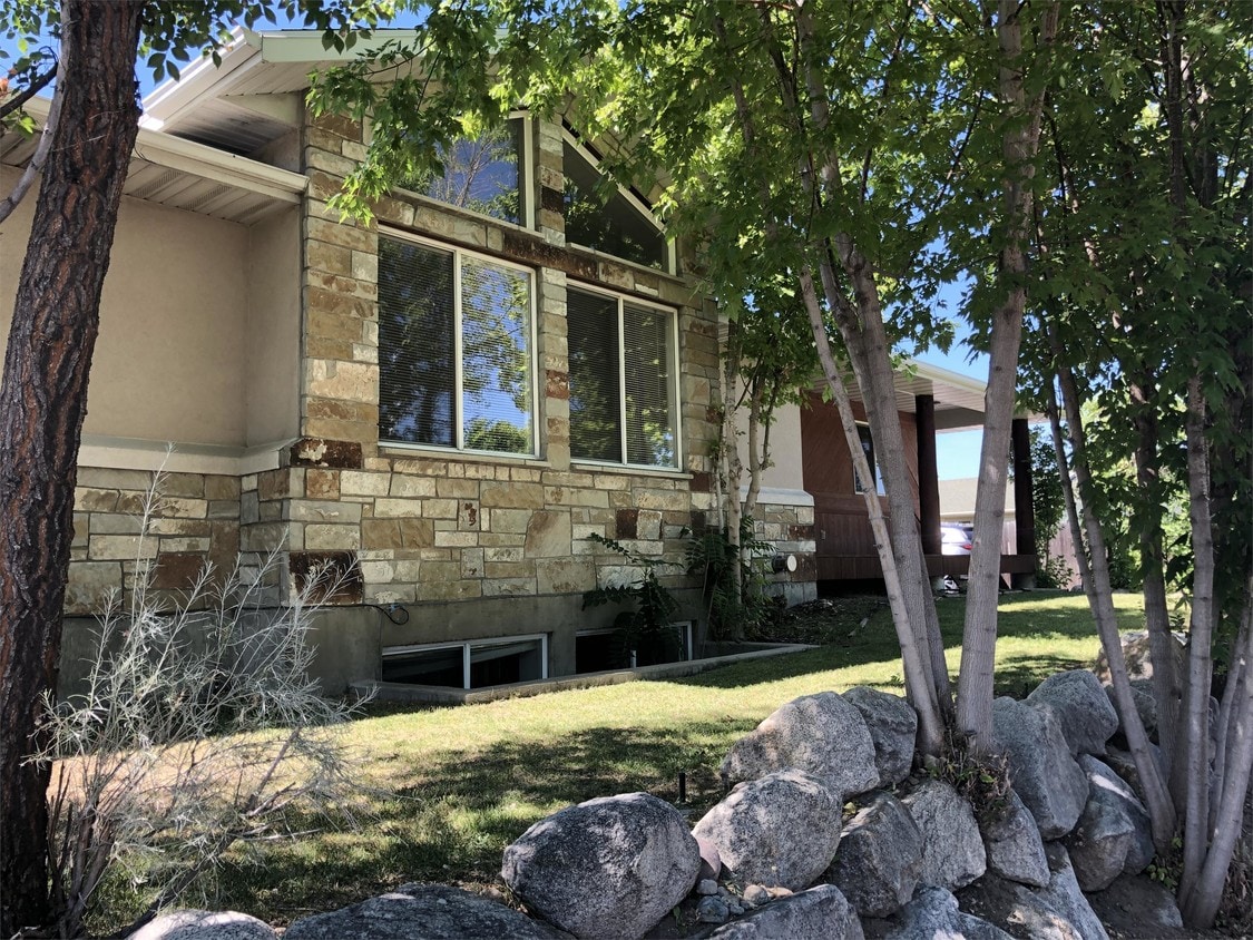 Foto principal - 1638 Fort Union Blvd