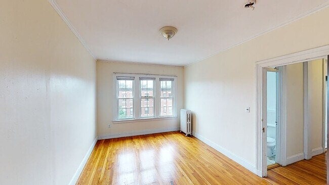 Foto del edificio - 25 Glenville Ave