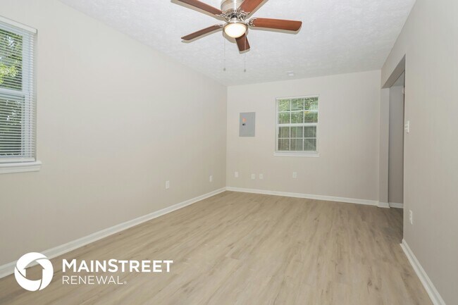 Building Photo - 2943 S Rybolt Ave