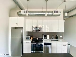 Foto del edificio - 939 S Broadway