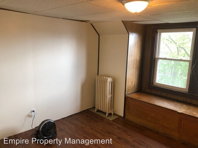 Foto del edificio - 234 S Madison St