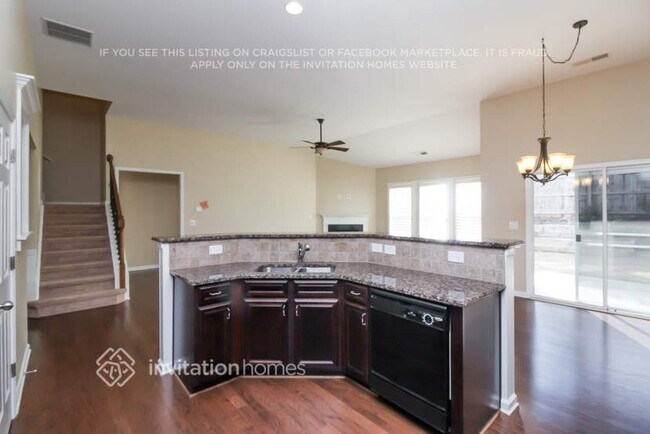 Building Photo - 921 Upland Ives Dr