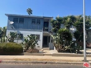 Building Photo - 9843 Hannum Dr