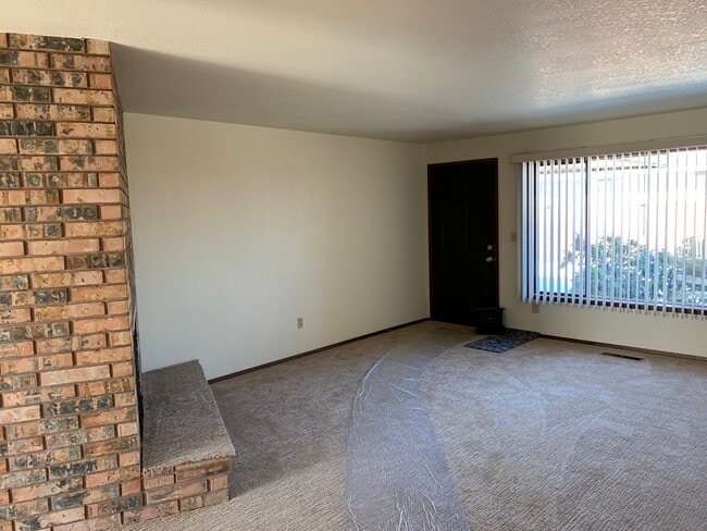 Building Photo - 1112 S 43rd Ave