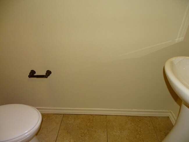 Foto del edificio - 6619 Arancione Ave