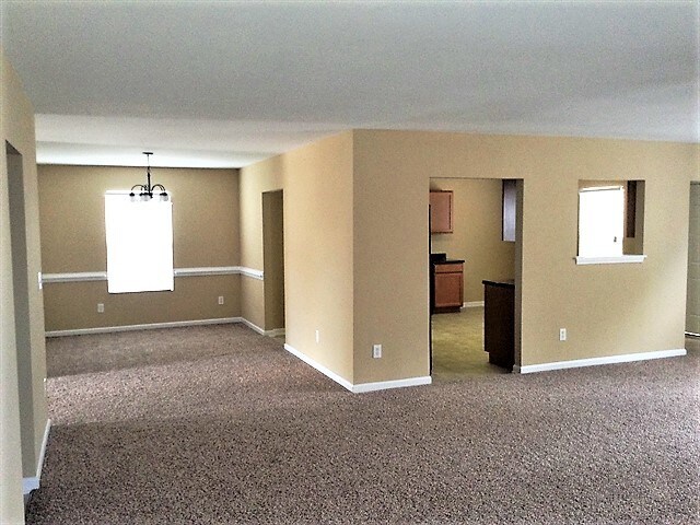 Building Photo - 4550 Pickney Court