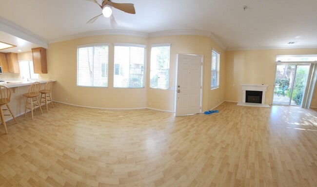 Building Photo - Fantastic home in the Arbors!