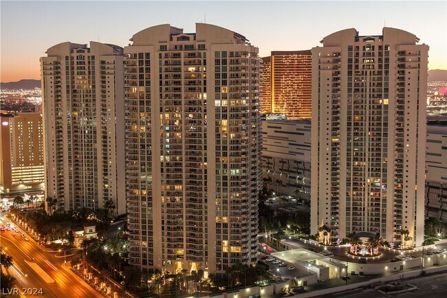Foto del edificio - 2777 Paradise Rd