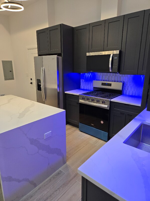 Foto del edificio - 2909 N Milwaukee Ave