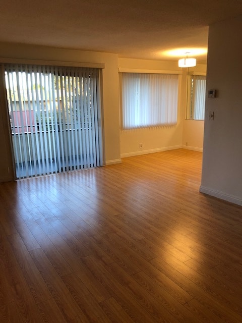 Foto del edificio - 5353 Yarmouth Ave