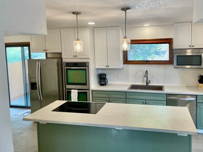 Foto del edificio - 3 Bedroom Townhome in Durango