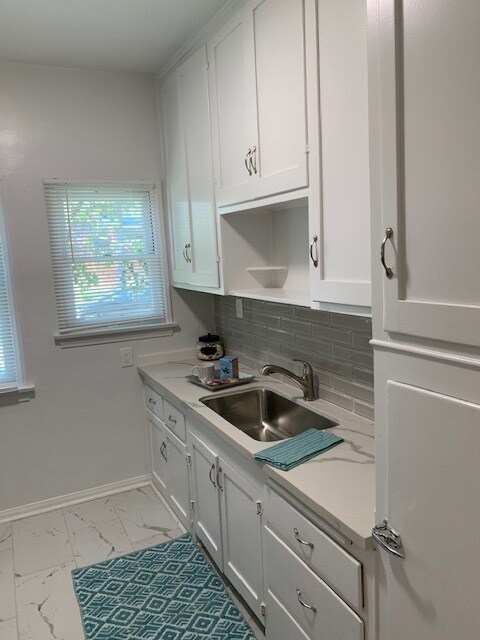 Kitchen - 1101 Mound Ave