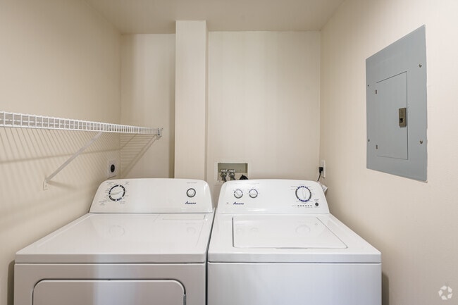 Interior Photo - Sanctuary Cove Apartments