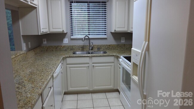 Building Photo - 122 Mallard Head Pl