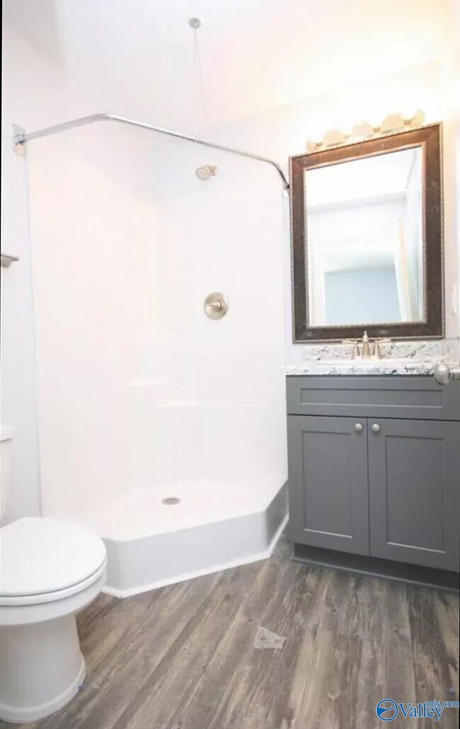 Foto del edificio - 100 Kaliegh Paige Cir