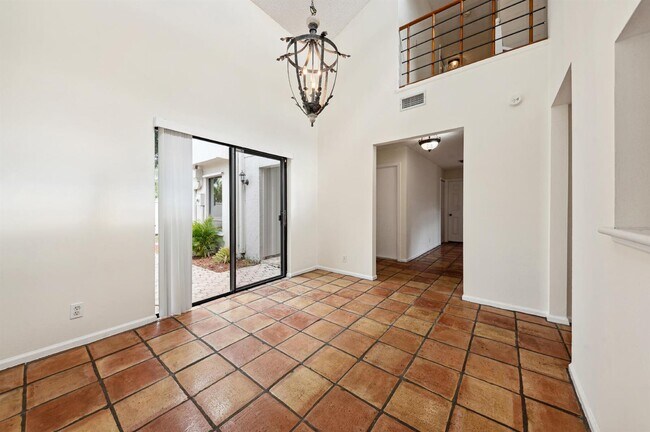 Building Photo - 12720 Spinnaker Ln