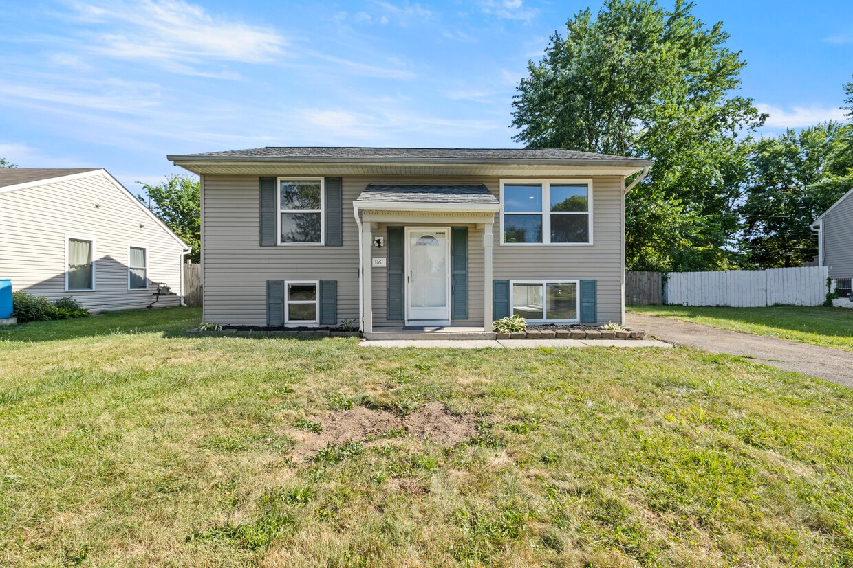 3161 Kenray Dr, Columbus, OH 43219 House Rental in Columbus, OH