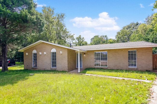 Building Photo - 6224 Nature Ct