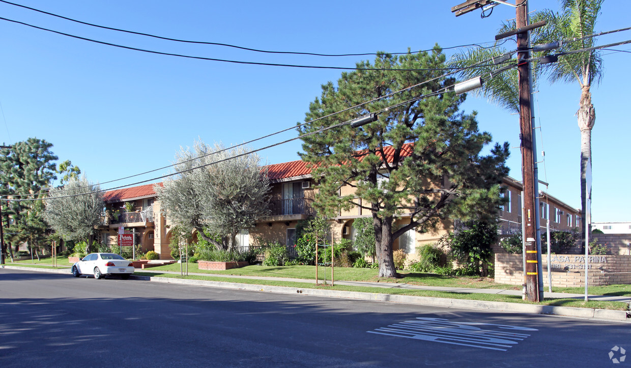 Building Photo - Parkside Villa Apartments