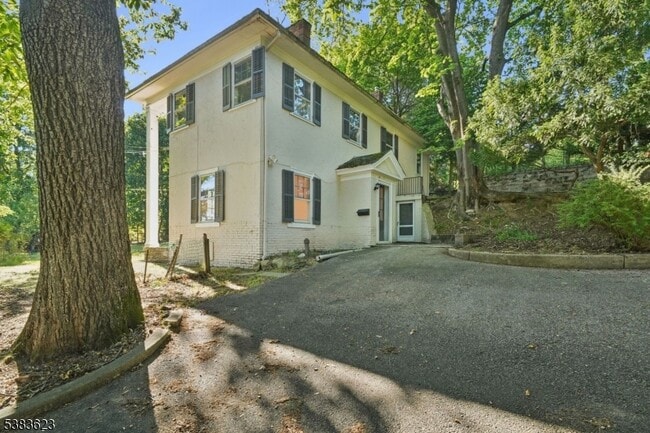 Building Photo - 25 Prospect Ave