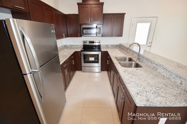 Foto del edificio - Heights at McColl Apartments